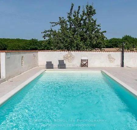 Le Petit Chemin Holiday home