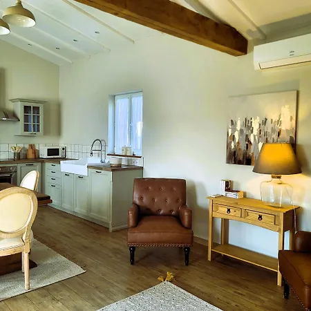 Holiday home Le Petit Chemin