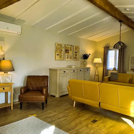 Holiday home Le Petit Chemin Challignac